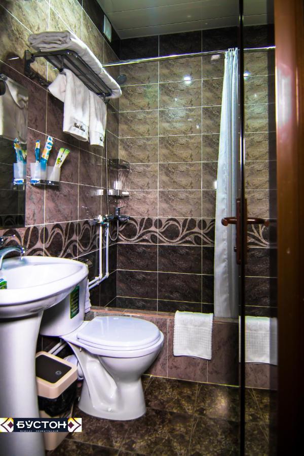 Hotel Buston Chkalovsk Exteriér fotografie
